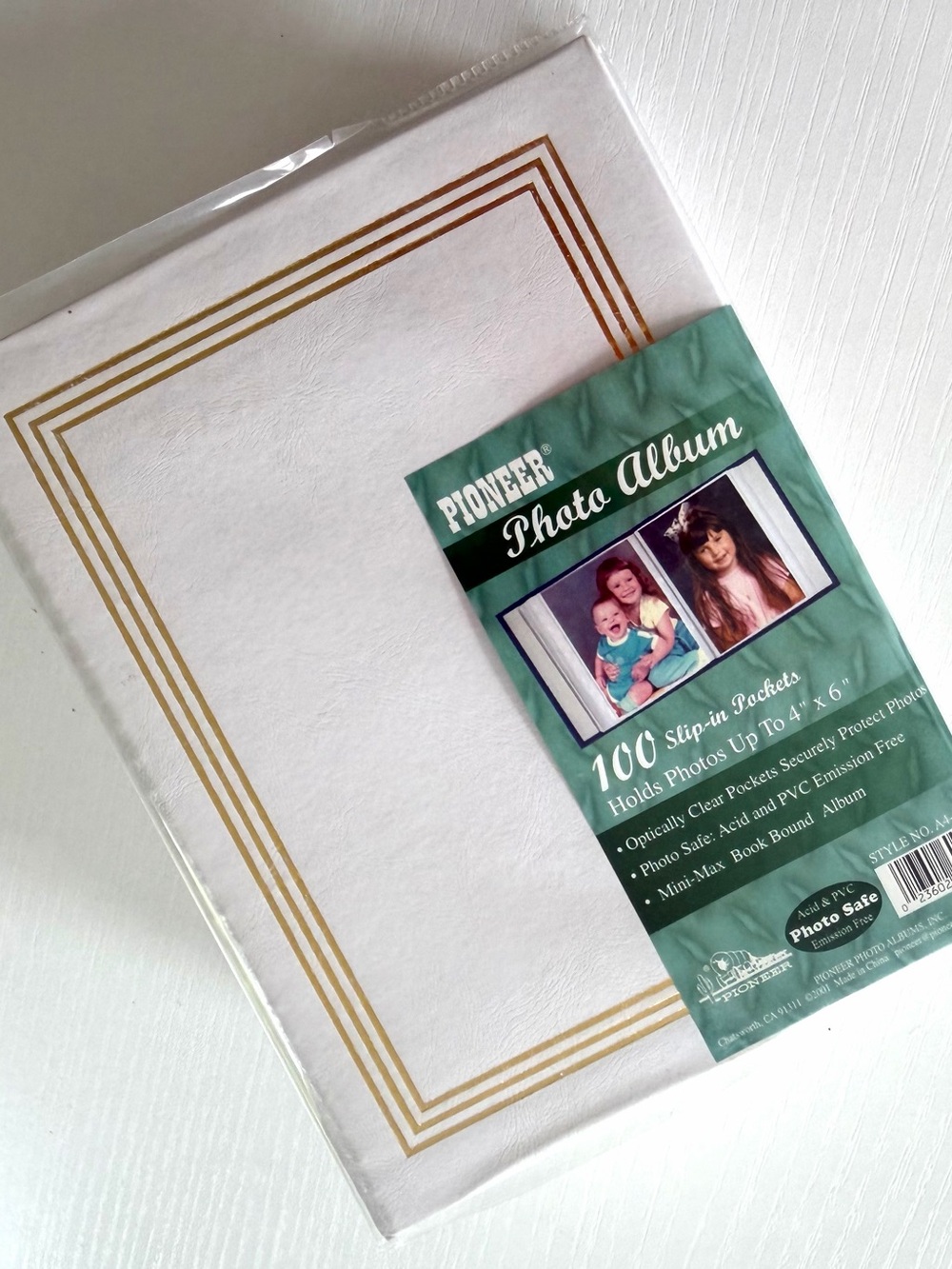 PIONEER White Photo Album with Gold Border
100 photos up to 4 x 6"